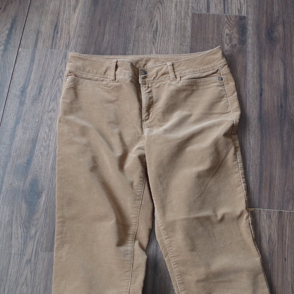 Wind River High Rise Corduroy Pants